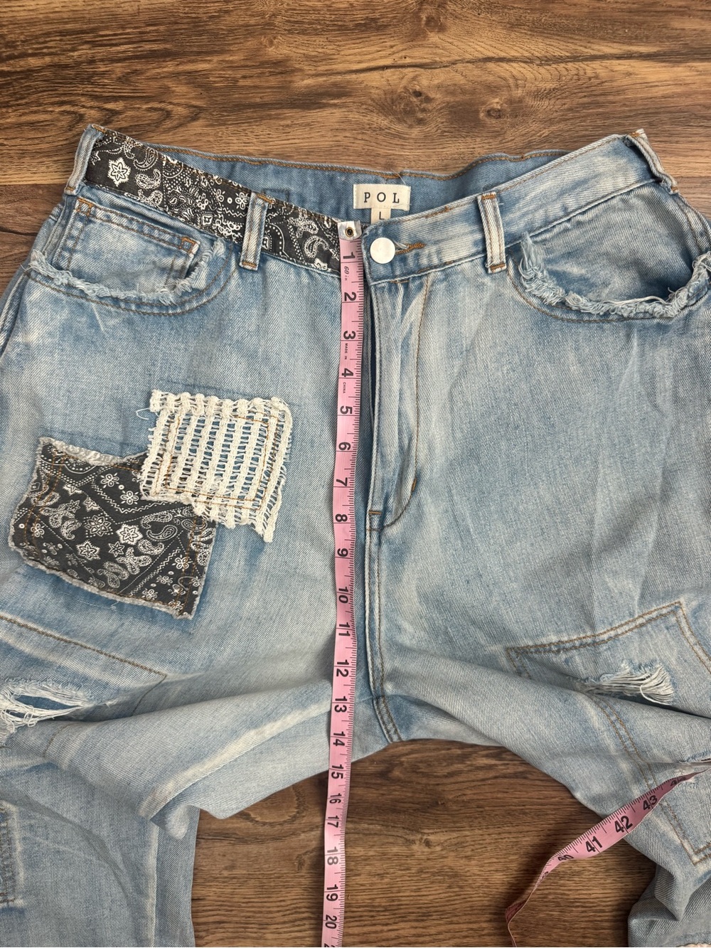 POL Offshore Patchwork Detail Pants Size Large - Picture 8 of 16